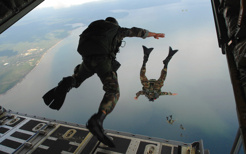 USAF Jumping out of plane