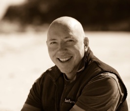 Steve Robinson, author